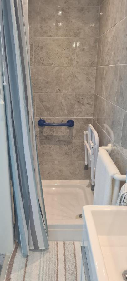 Parc Lodge Guesthouse Bridgend  Zewnętrze zdjęcie