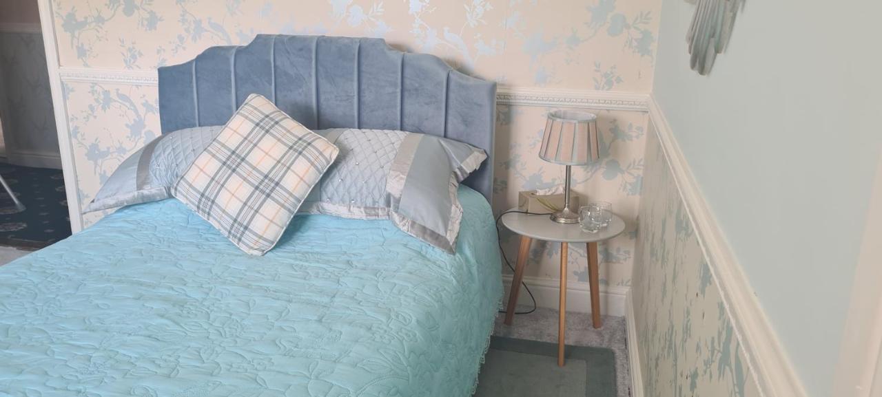 Parc Lodge Guesthouse Bridgend  Zewnętrze zdjęcie