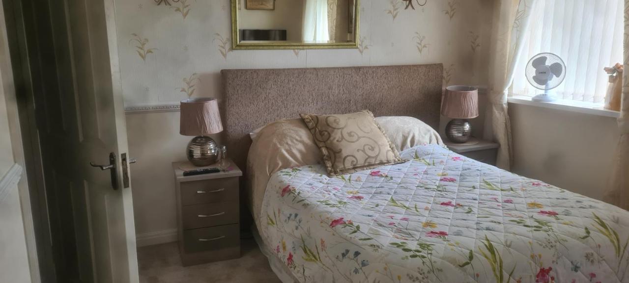 Parc Lodge Guesthouse Bridgend  Zewnętrze zdjęcie